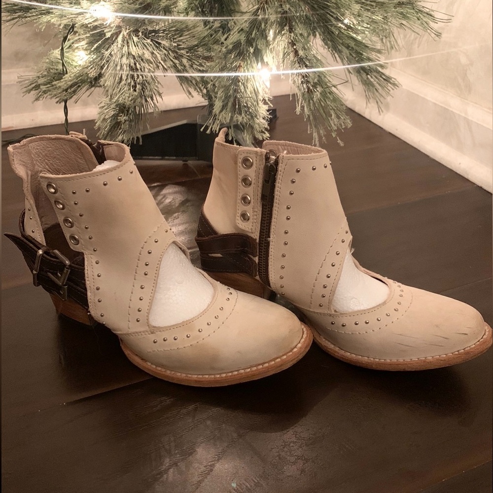 Freebird by Steven - Desert Boots 🔥